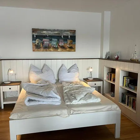 Haus-windjammer-wohnung-22-warderperle Apartman *