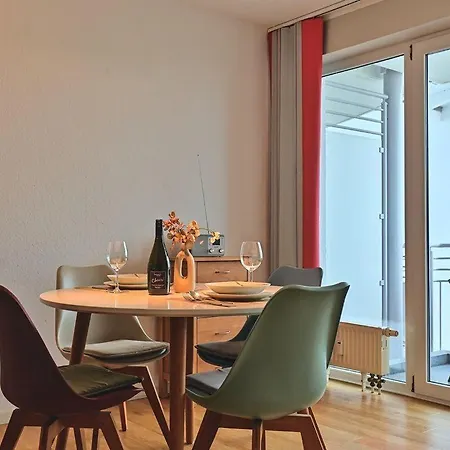 Lägenhet Haus-windjammer-wohnung-22-warderperle Heiligenhafen